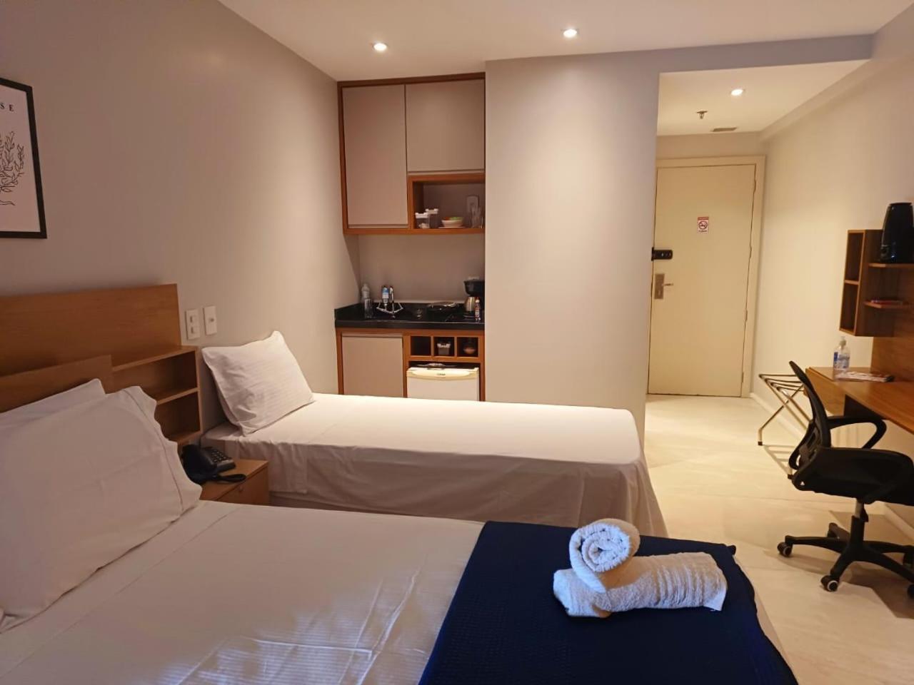Apart Hotel America Кампус-дус-Гойтаказис Экстерьер фото